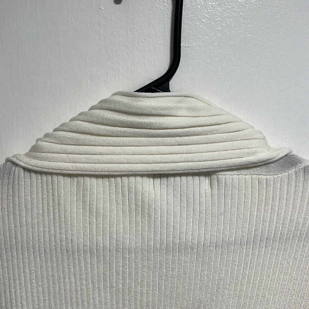 Once Again Sweater - Picture 7 of 11